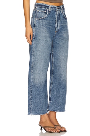Citizens of Humanity Ayla Undone Hem Crop Jeans in Blue