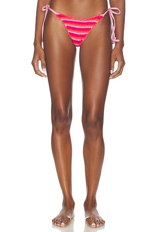 Lucy Bottom Capittana