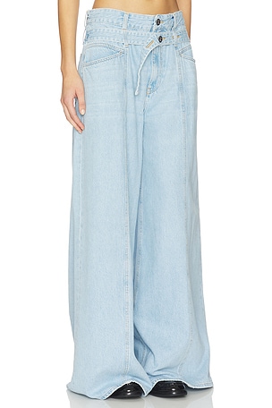 CLOSED Zoya Wide Leg Jeans in Blue. Size 29. Also