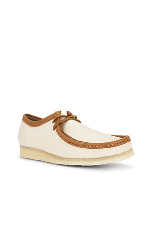 Clarks Wallabee in White