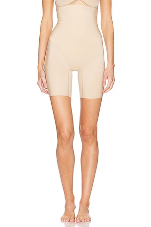 Zone Smoothing High-waisted Short Commando