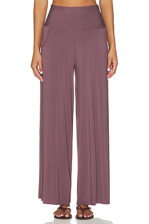 PANTALÓN PIERNA ANCHA BUTTER  Commando