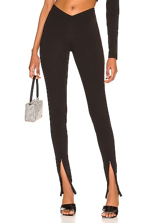 Airbrush High-Waist Flutter Legging - Black  Cute outfits with leggings,  Fitness wear outfits, Outfits with leggings