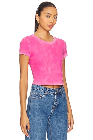 COTTON CITIZEN The Standard Baby Tee in Pink. Size S. Also