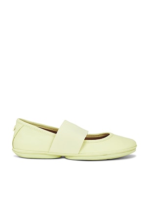 Right Nina Flat Camper