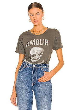 Bella Short Sleeve Tee Chaser
