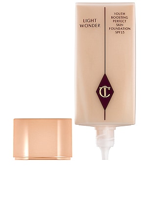 Light Wonder Foundation Charlotte Tilbury