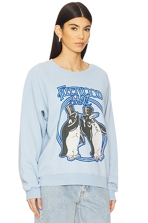 DAYDREAMER Fleetwood Mac Penguins Vintage Sweatshirt in Baby Blue