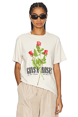 Guns N Roses Use Your Illusion Roses Tee DAYDREAMER
