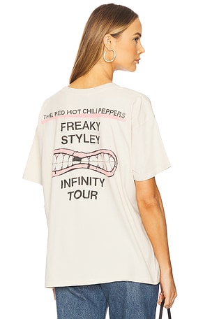 Red Hot Chili Peppers Freaky Styley Merch Tee DAYDREAMER