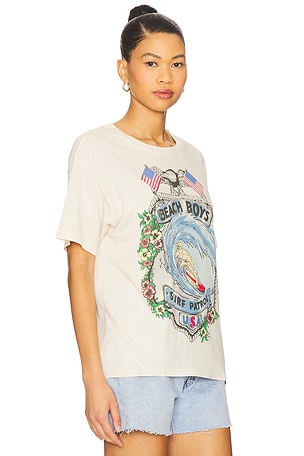 DAYDREAMER Beach Boys Surf Patrol Boyfriend Tee in Cream