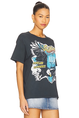 DAYDREAMER Willie Nelson Outlaw Country Boyfriend Tee in Black