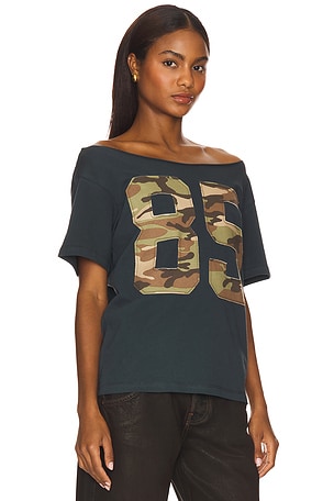 DAYDREAMER 85 Camo Applique Off The Shoulder Tee in Black