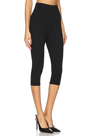 DELFI Sean Capri in Black