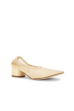 Dear Frances Balla Scrunch Pump in Cream