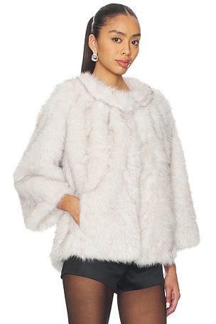 GUIZIO Faux Fur Topper in Cream