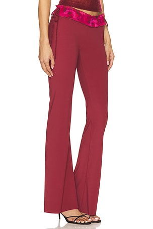 GUIZIO Ruched Side Tie Stretch Pant in Burgundy