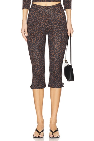 x REVOVLE Caria Capri Printed Pants GUIZIO