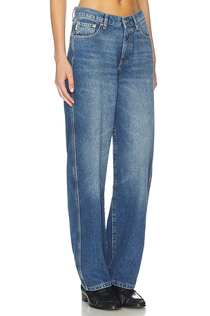 DL1961 Kendell Tapered Straight Jeans in Blue