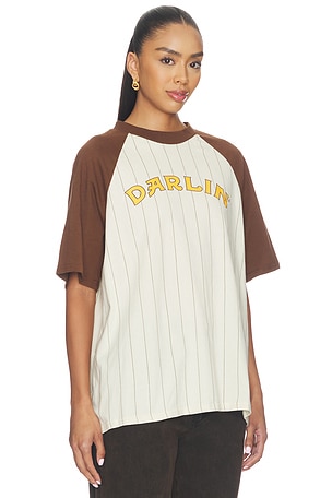Darlin Old Skool Raglan Tee in Brown