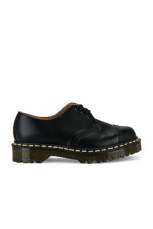 Dr martens 1490 smooth on sale black