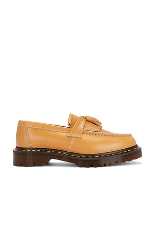 Adrian Tassel Loafer Dr. Martens
