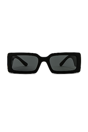 Rectangle SunglassesDolce & Gabbana$478