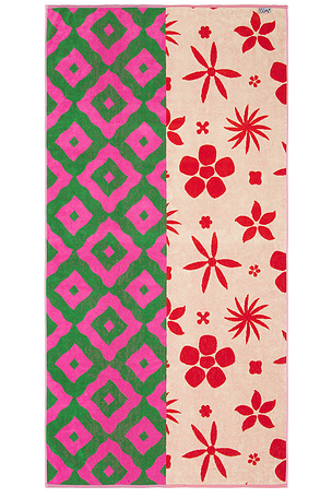 Dusen Dusen Peony Beach Towel in Red,Green