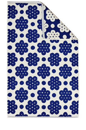 Raspberry Hand Towel Dusen Dusen