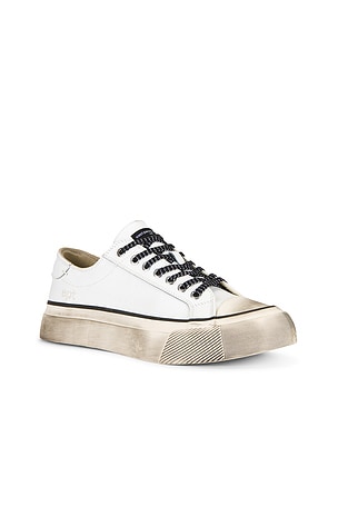 East Pacific Trade Dive Vintage Sneaker in White