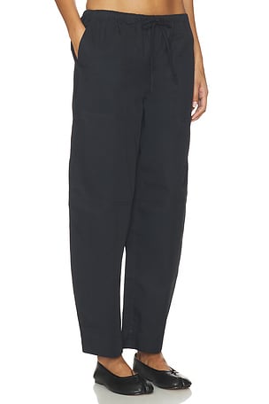 EAVES Lana Cropped Barrel Leg Pant in Black