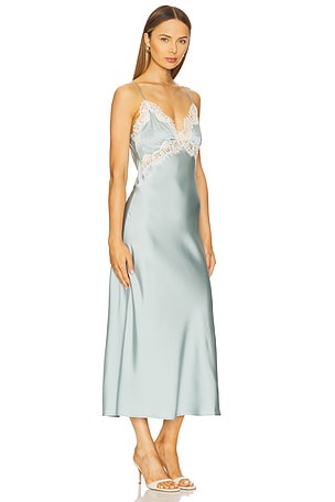 Elodie the label vestido de satén tipo lencería evy en color bebe azul