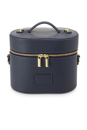 Oval Toiletry Case ETOILE COLLECTIVE