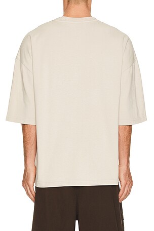 Entire studios camiseta boxy en color Beige