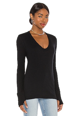 Enza Costa Cashmere Fitted V Neck Sweater in Black