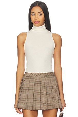 BLUSA DE GOLA ALTA COM ALÇAS FINAS Enza Costa