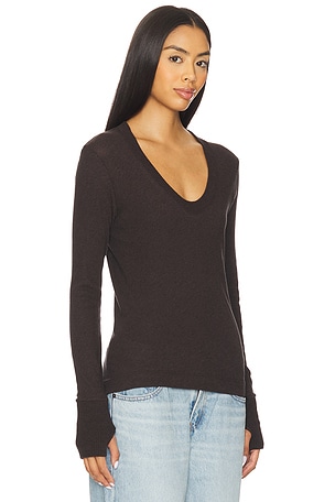 Enza Costa x REVOLVE X Revolve Cashmere Easy Cuffed U Top in Brown. Size S. Also