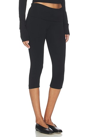 Eterne Foldover Capri Legging in Black. Size XL. Also