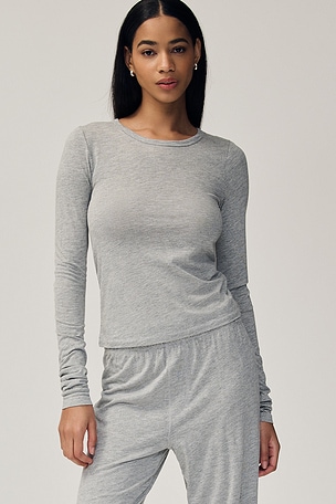 Fitted Crewneck Long Sleeve Top Eterne