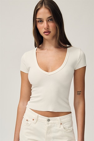 Short Sleeve V-neck Baby Tee Eterne