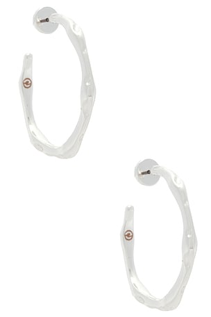 Classical Wave Hoops Ettika
