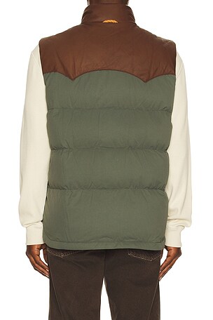 Faherty Range Down Vest in Green. Size XL/1X. Also