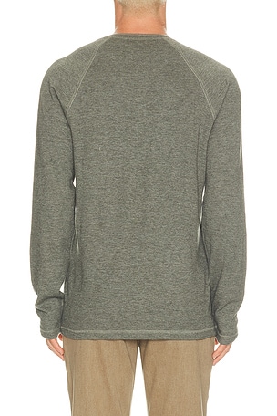 Faherty Long Sleeve Cloud Henley in Green