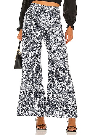 FAITHFULL THE BRAND Sibyl Pants in Faye Paisley Print Charcoal
