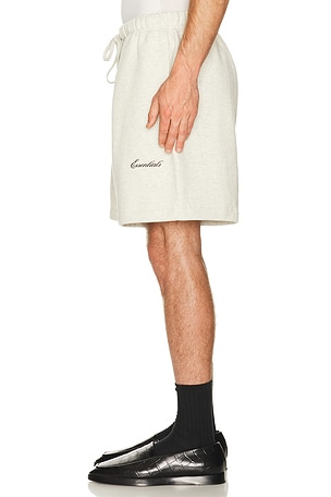 Fear of god essentials classic short en oatmeal heather/light heather en color Beige
