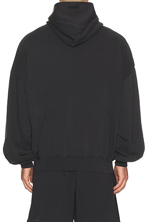Fear of god essentials sudadera traeneng en color negro