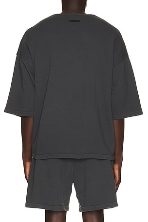 Fear of God ESSENTIALS 3/4 Henley Sweatshirt in Grey