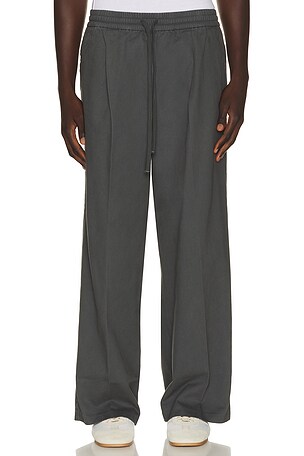 Pleat Front Drawstring Pant Fear of God ESSENTIALS
