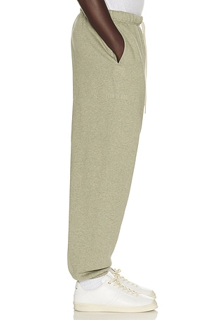 Fear of God ESSENTIALS Classic Fleece Sweatpant in Grey