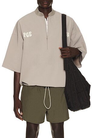 CAMISA HALF Fear of God ESSENTIALS